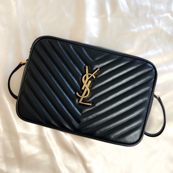 🩷SOLD🩷Yves Saint Laurent Lou Camera Bag - Picture 3 of 16